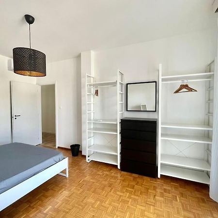Leia Home W/Private Parking In Old Town Triest Exterior foto